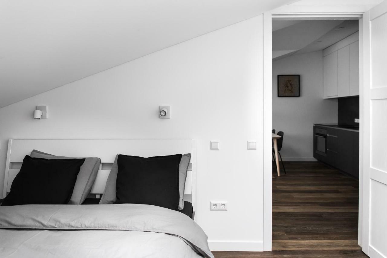 Deluxe Apartments By Hostlovers Kaunas Exteriör bild