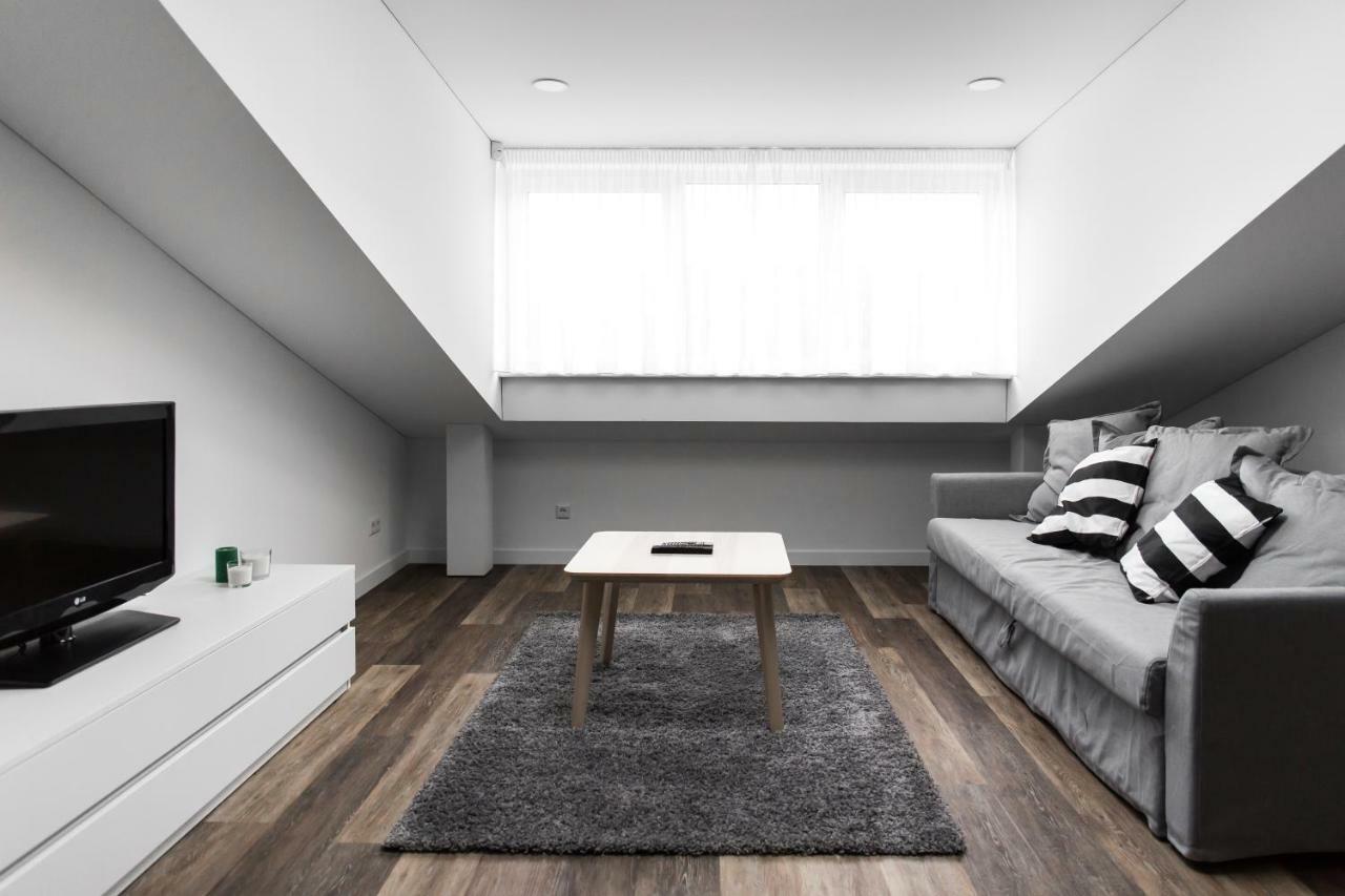 Deluxe Apartments By Hostlovers Kaunas Exteriör bild