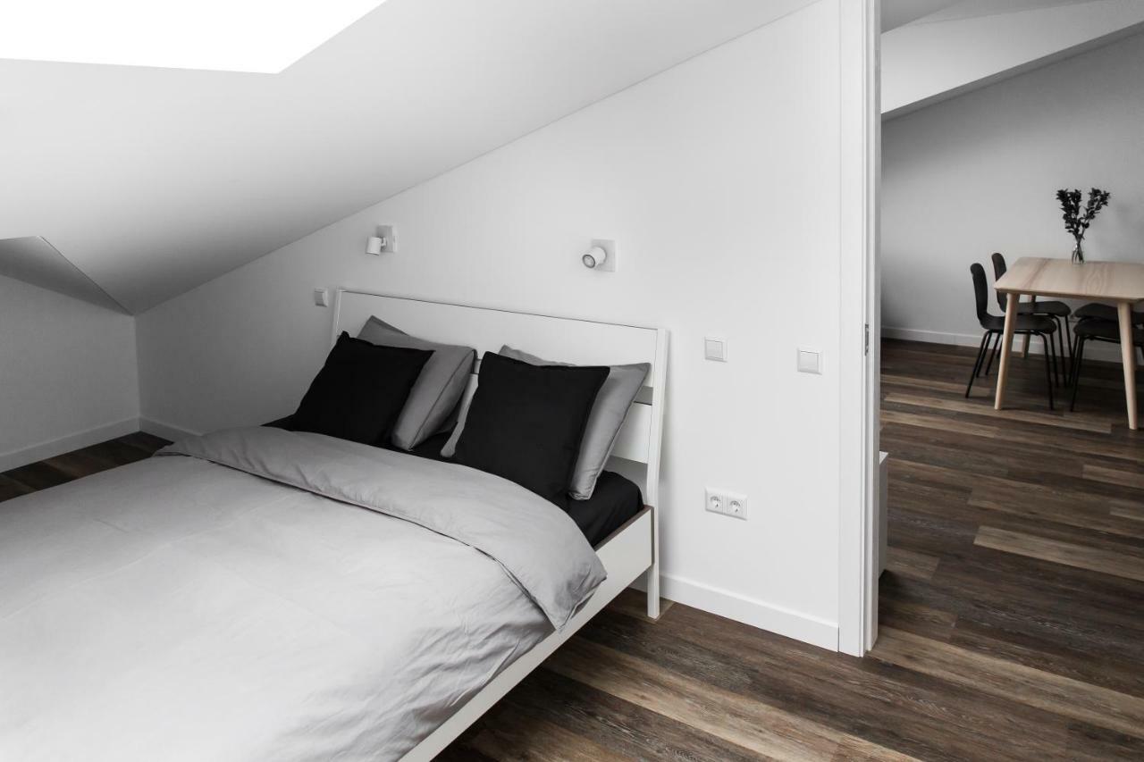 Deluxe Apartments By Hostlovers Kaunas Exteriör bild